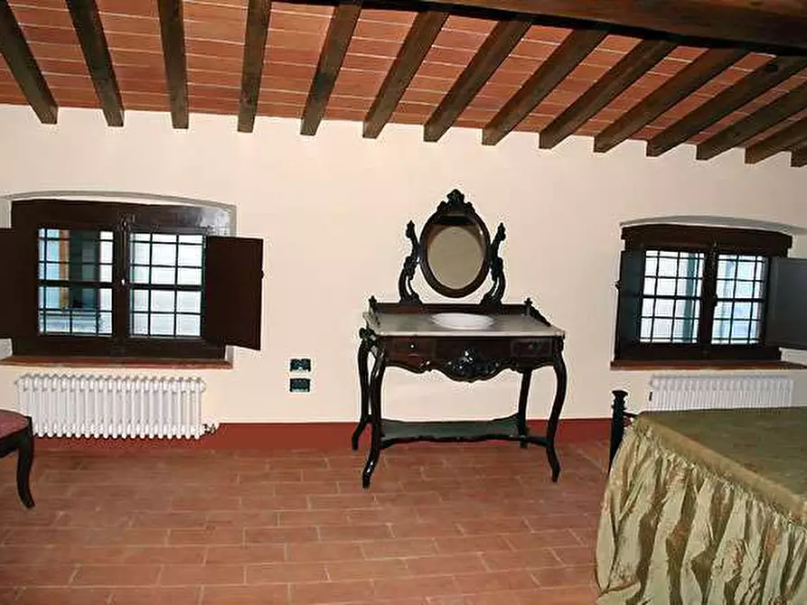 Immagine 29 di Stabile in vendita  in Montecarlo a Montecarlo