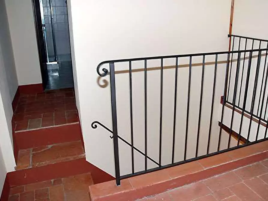 Immagine 25 di Stabile in vendita  in Montecarlo a Montecarlo