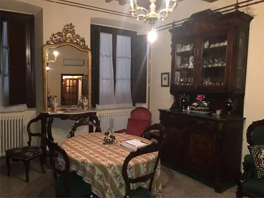 Immagine 15 di Stabile in vendita  in Montecarlo a Montecarlo