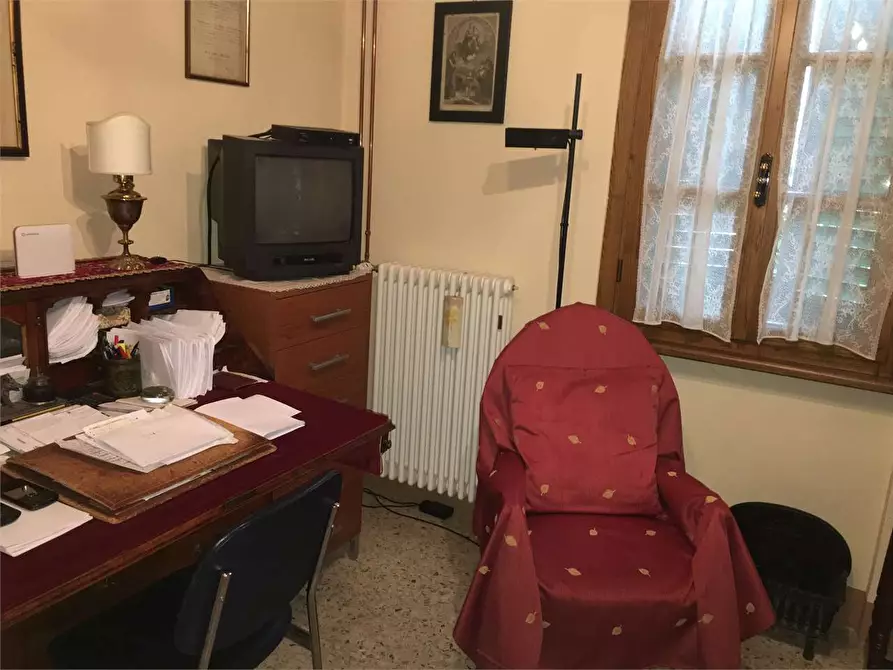 Immagine 17 di Stabile in vendita  in Montecarlo a Montecarlo