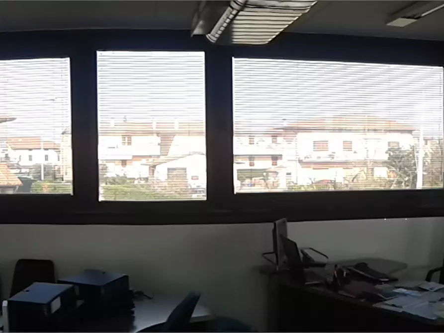 Immagine 4 di Ufficio in vendita  in Altopascio  a Altopascio