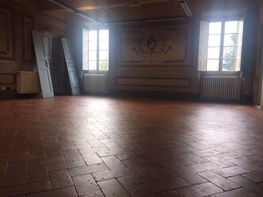 Immagine 2 di Ufficio in affitto  a Capannori