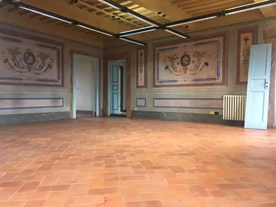 Immagine 3 di Ufficio in affitto  a Capannori