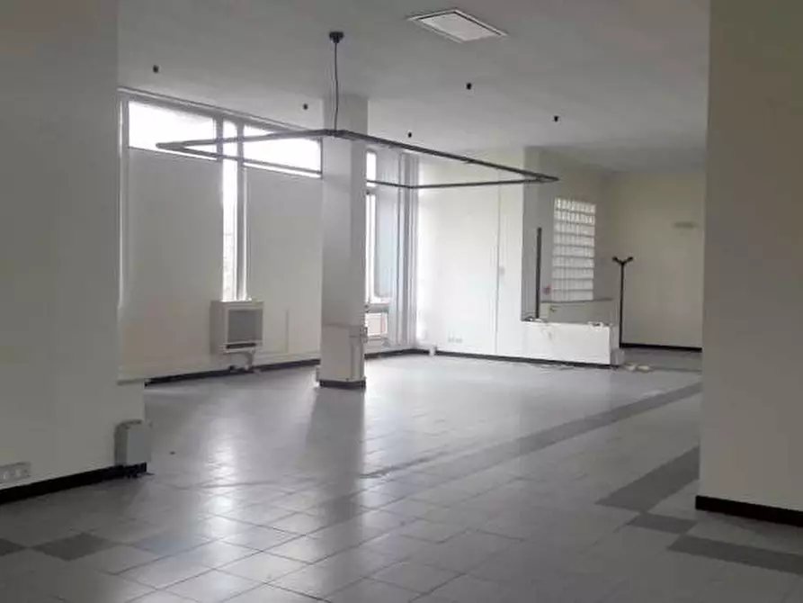 Immagine 4 di Ufficio in affitto  in San Concordio Contrada a Lucca