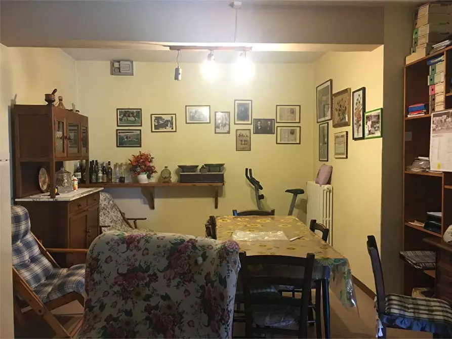 Immagine 21 di Villa in vendita  in Montecarlo  a Montecarlo