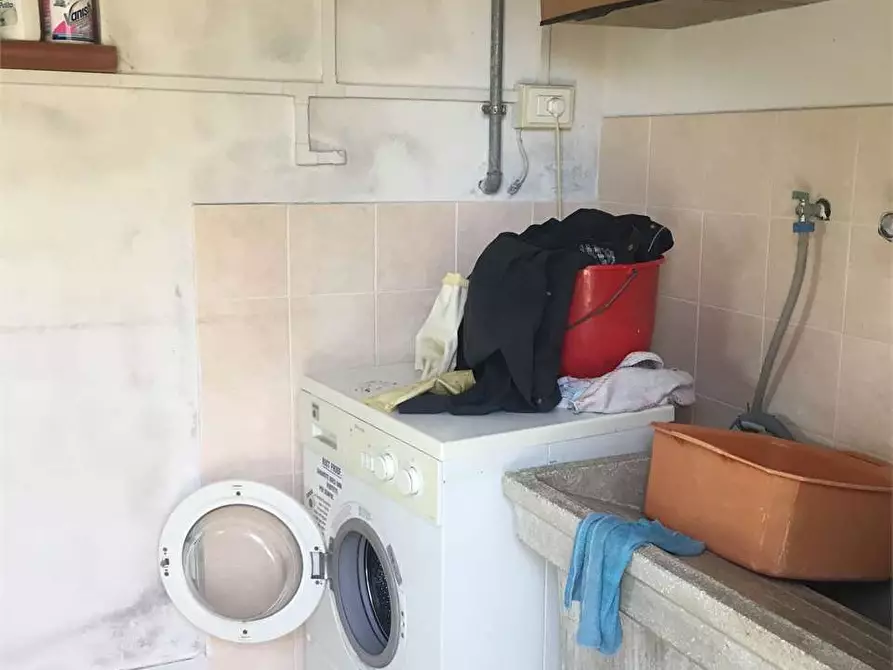 Immagine 25 di Villa in vendita  in Montecarlo  a Montecarlo