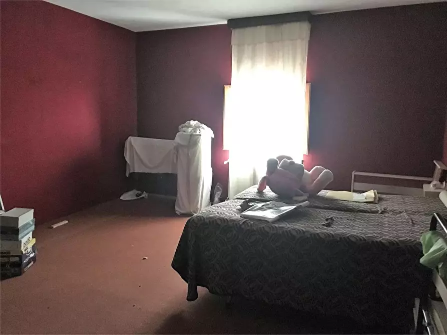 Immagine 25 di Porzione di casa in vendita  in Montecarlo a Montecarlo