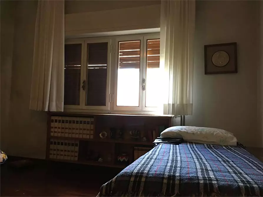 Immagine 13 di Villa in vendita  in ponte a moriano  a Lucca