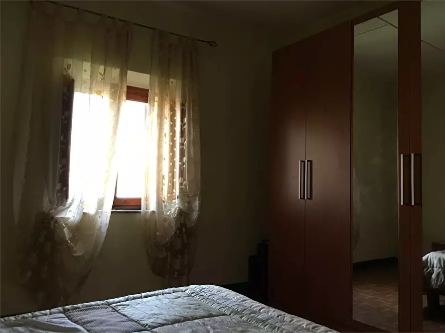 Immagine 8 di Porzione di casa in vendita  a Lucca