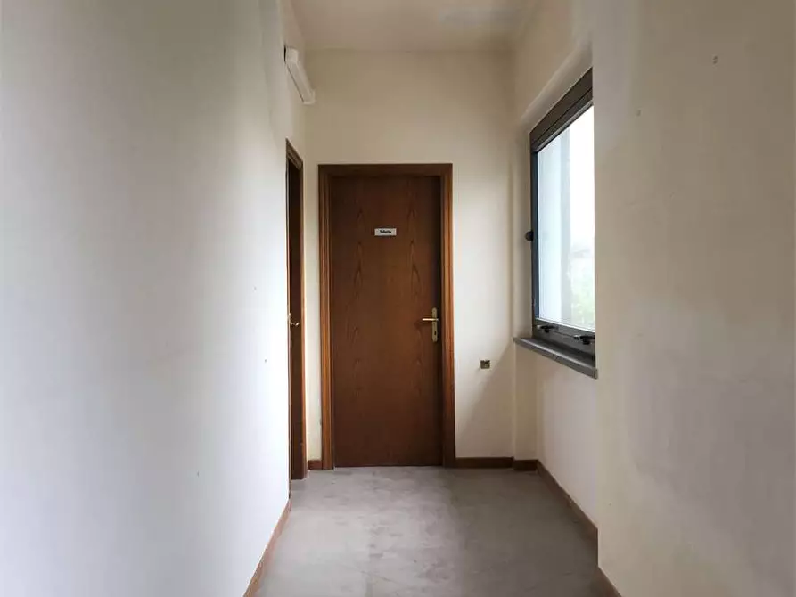 Immagine 3 di Ufficio in vendita  in via delle ville  493 a Capannori