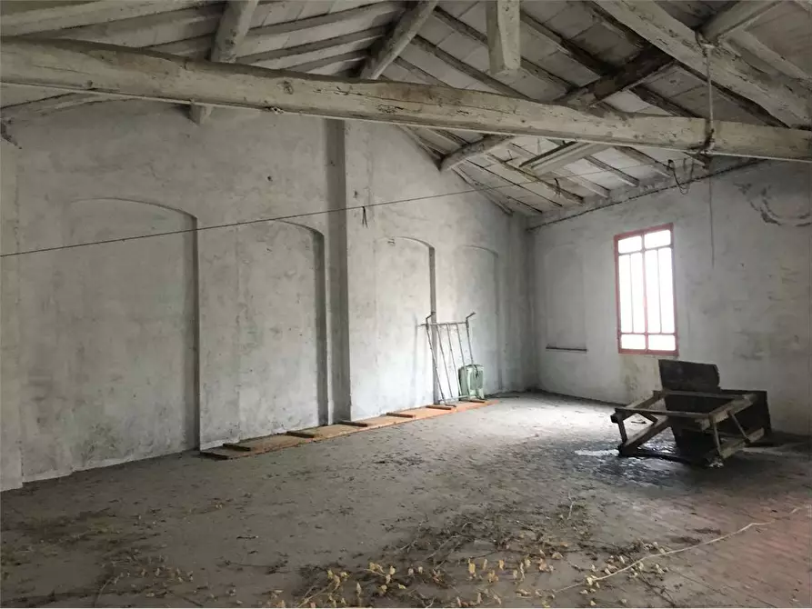 Immagine 5 di Capannone industriale in vendita  in via delle ville  493 a Capannori