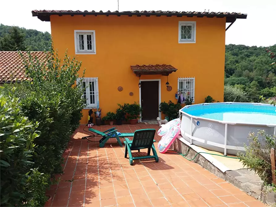 Immagine 1 di Porzione di casa in vendita  in sesto di moriano a Lucca