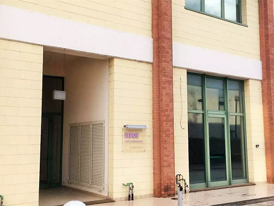 Immagine 4 di Ufficio in vendita  in Porcarii - Rughi a Porcari