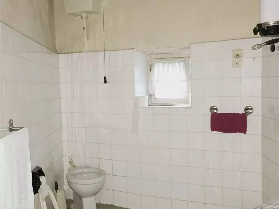 Immagine 20 di Porzione di casa in vendita  in san gennaro a Capannori