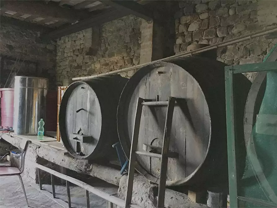 Immagine 27 di Porzione di casa in vendita  in san gennaro a Capannori