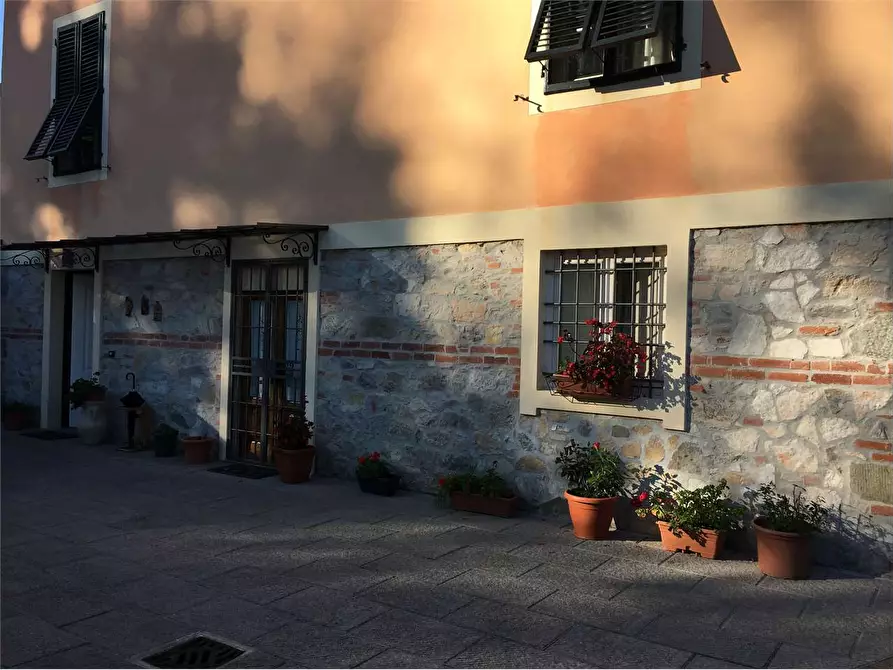 Immagine 24 di Villa in vendita  in Capannori a Capannori