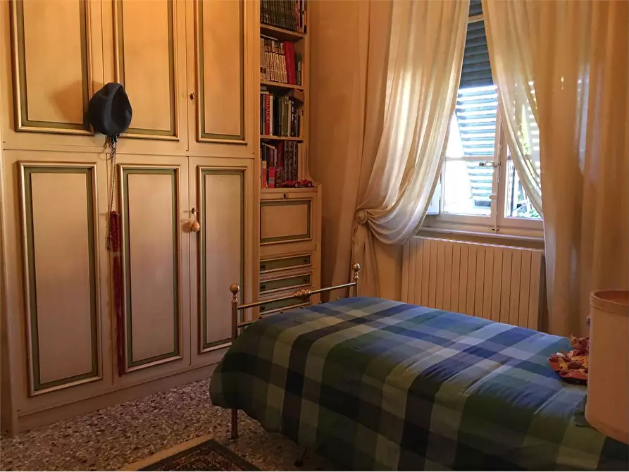 Immagine 18 di Villa in vendita  in Capannori a Capannori