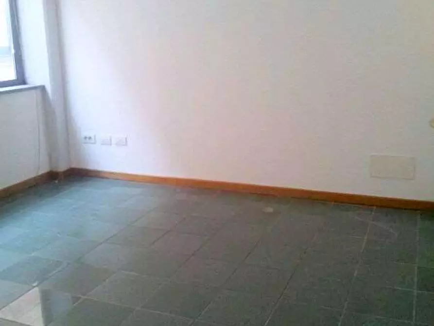 Immagine 2 di Ufficio in affitto  in san marco a Lucca