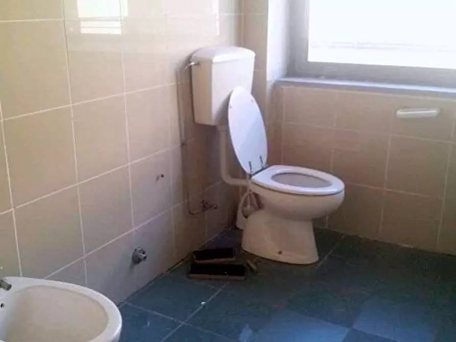 Immagine 4 di Ufficio in affitto  in san marco a Lucca