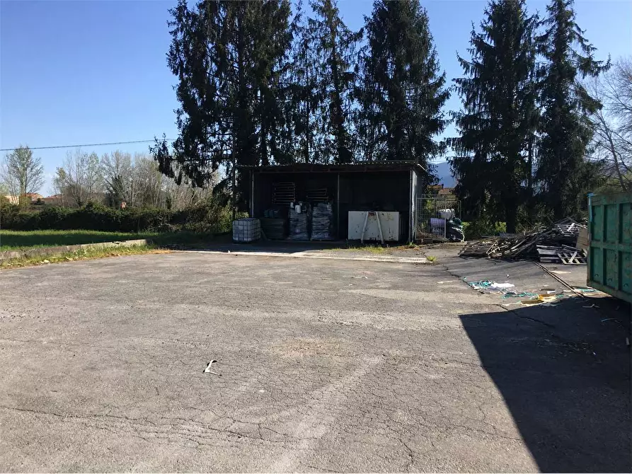 Immagine 4 di Capannone industriale in vendita  in capannori a Capannori