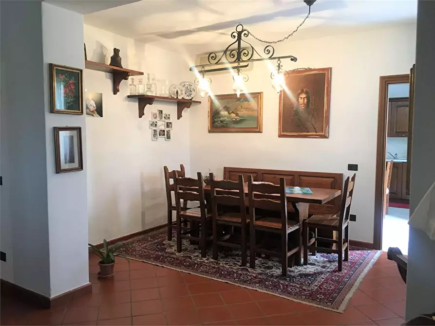 Immagine 4 di Rustico / casale in vendita  in Montecarlo a Montecarlo