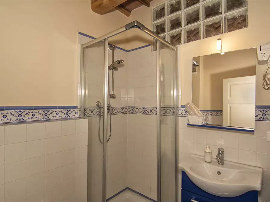 Immagine 20 di Rustico / casale in vendita  in capannori a Capannori