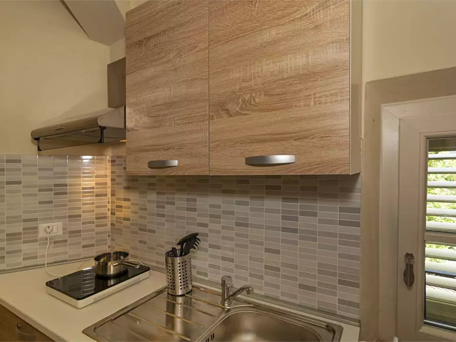 Immagine 24 di Rustico / casale in vendita  in capannori a Capannori