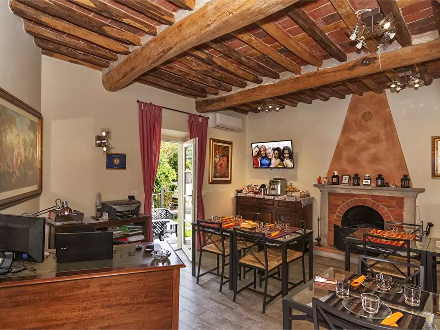 Immagine 3 di Rustico / casale in vendita  in capannori a Capannori