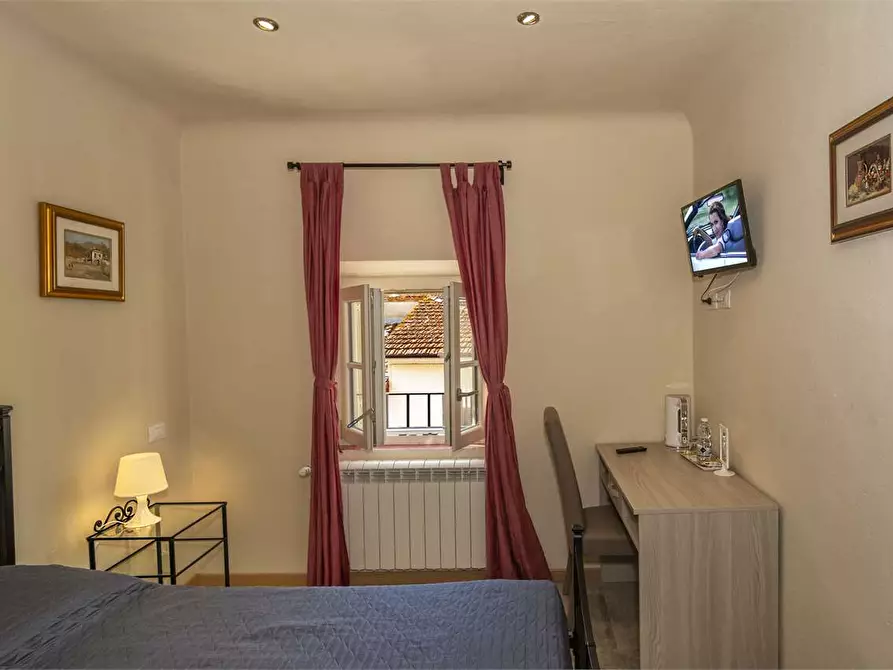 Immagine 29 di Rustico / casale in vendita  in capannori a Capannori