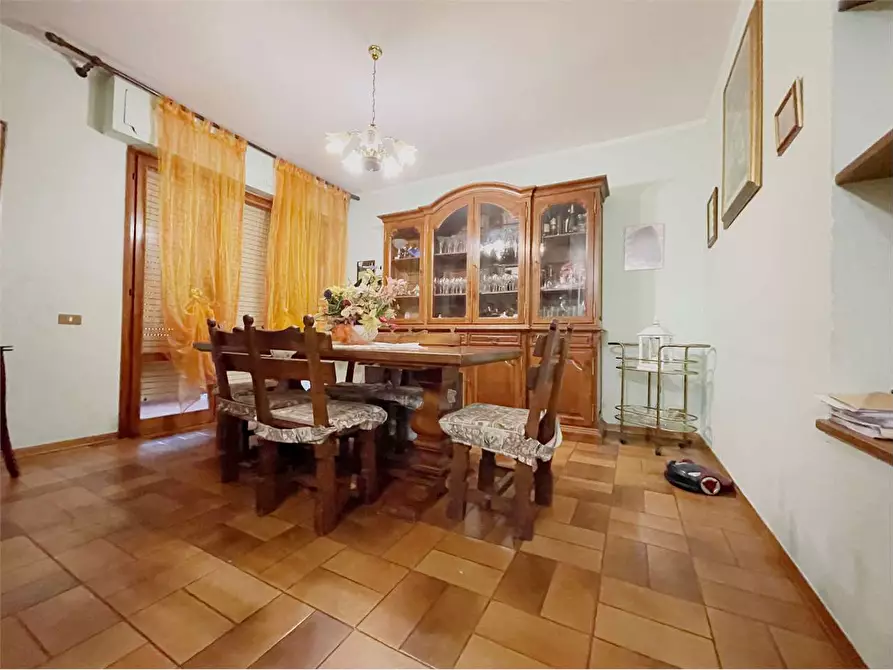 Immagine 4 di Appartamento in vendita  in santa lucia a Uzzano