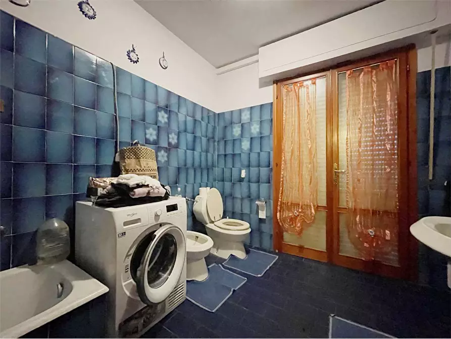 Immagine 14 di Appartamento in vendita  in santa lucia a Uzzano