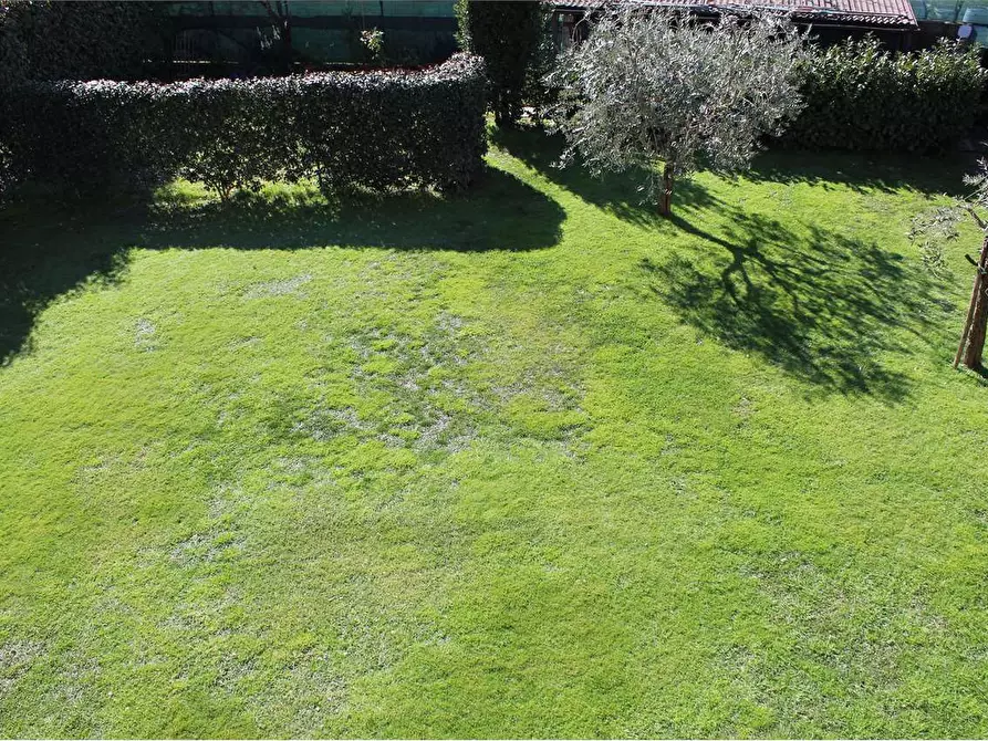 Immagine 34 di Villa in vendita  in Porcari a Porcari