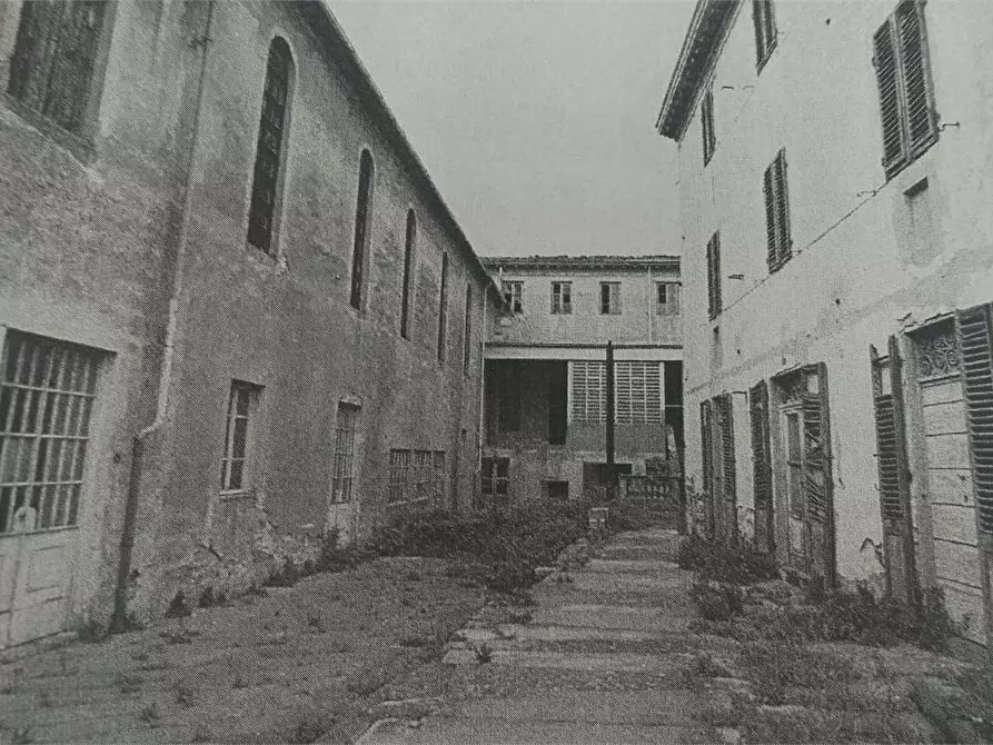 Immagine 3 di Rustico / casale in vendita  a Capannori