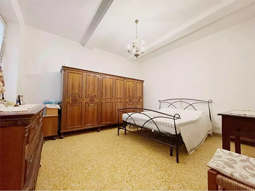 Immagine 5 di Porzione di casa in vendita  in Zone a Capannori