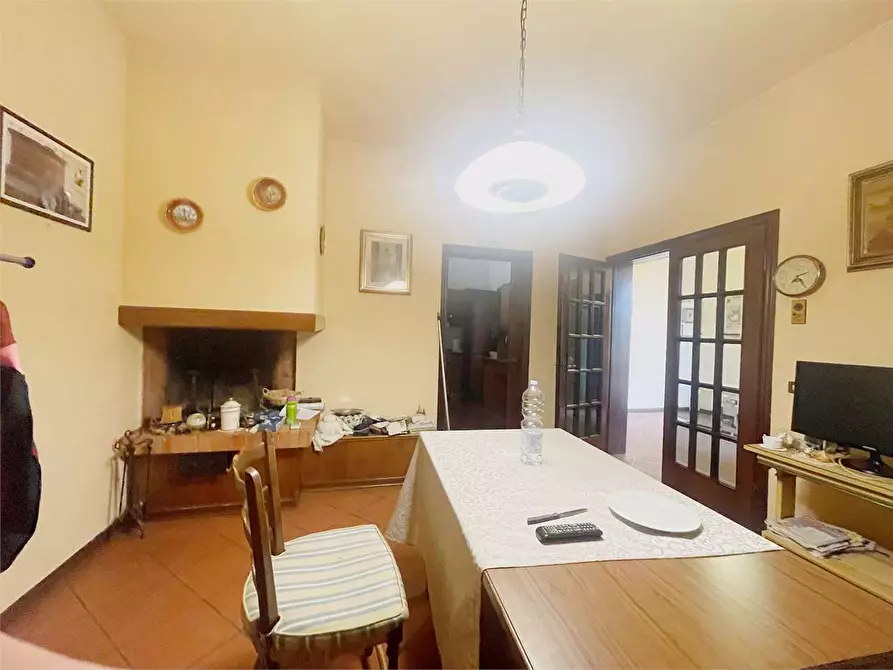 Immagine 11 di Appartamento in vendita  in San Marco a Lucca