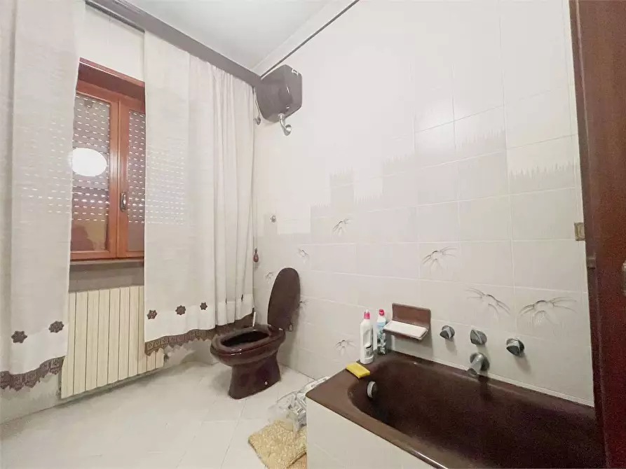 Immagine 21 di Appartamento in vendita  in San Marco a Lucca