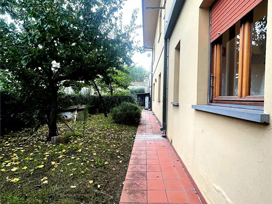 Immagine 27 di Appartamento in vendita  in San Marco a Lucca