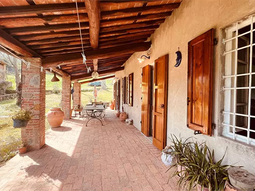 Immagine 5 di Rustico / casale in vendita  in via dei sodini a Capannori