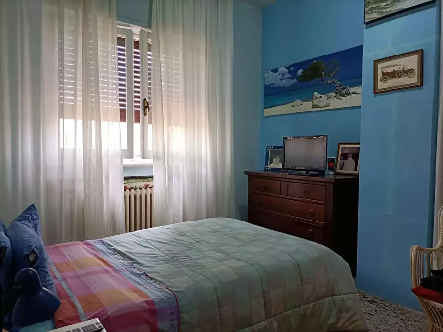 Immagine 11 di Villa in vendita  in Porcari a Porcari