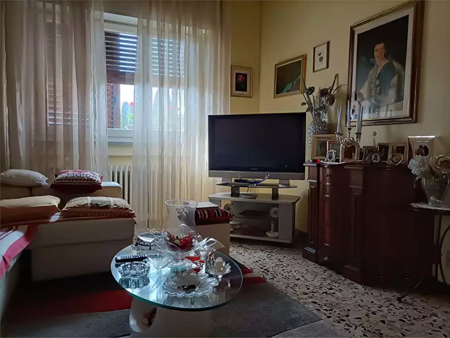 Immagine 7 di Villa in vendita  in Porcari a Porcari