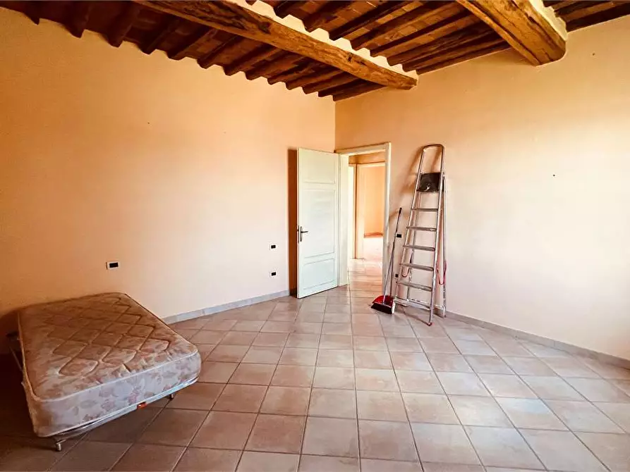 Immagine 31 di Rustico / casale in vendita  in Porcari a Porcari