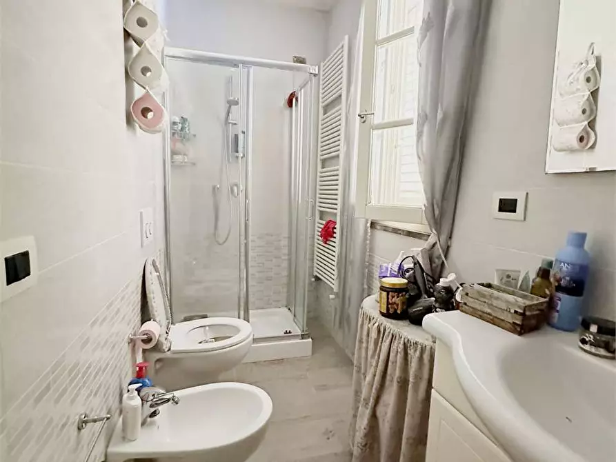 Immagine 16 di Villa in vendita  in via delle ville  493 a Capannori