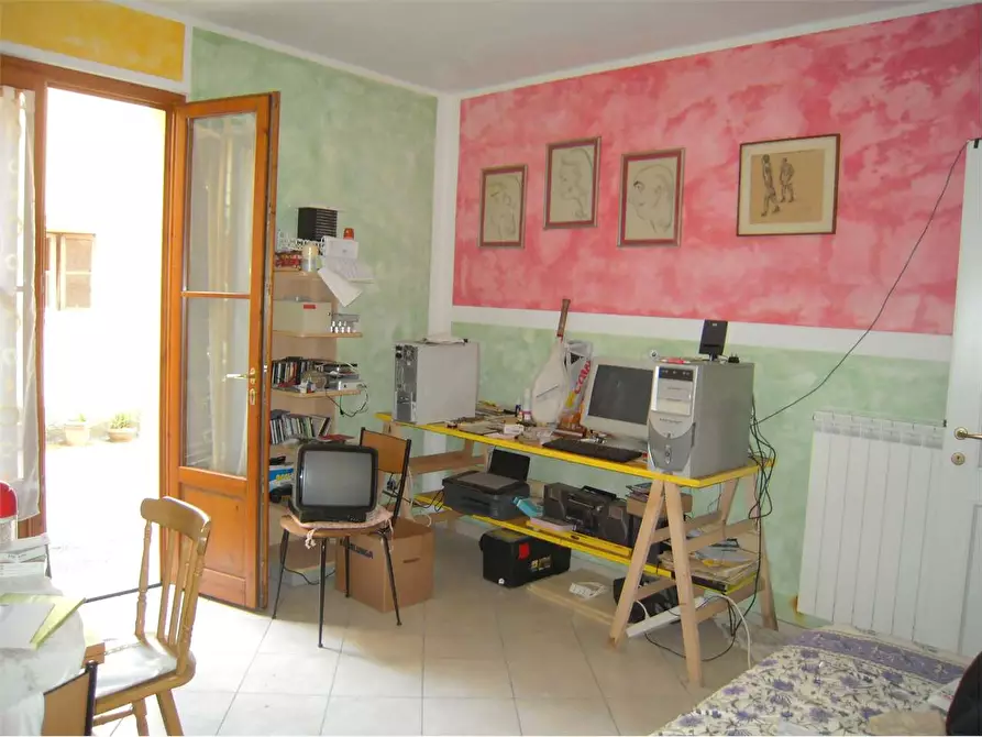 Immagine 1 di Appartamento in vendita  in via nuova a Capannori