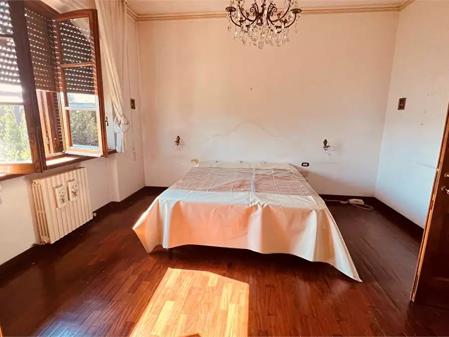 Immagine 11 di Villa in vendita  in San Marco a Lucca
