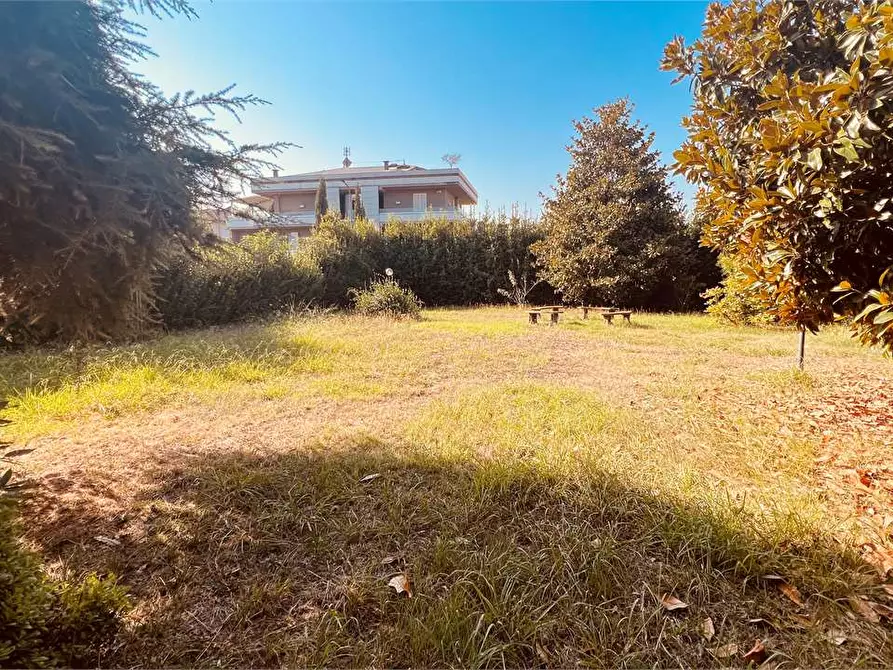 Immagine 23 di Villa in vendita  in San Marco a Lucca