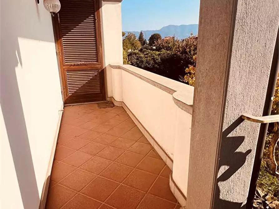 Immagine 10 di Villa in vendita  in San Marco a Lucca