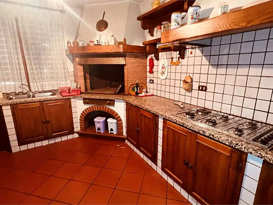 Immagine 27 di Villa in vendita  in San Marco a Lucca