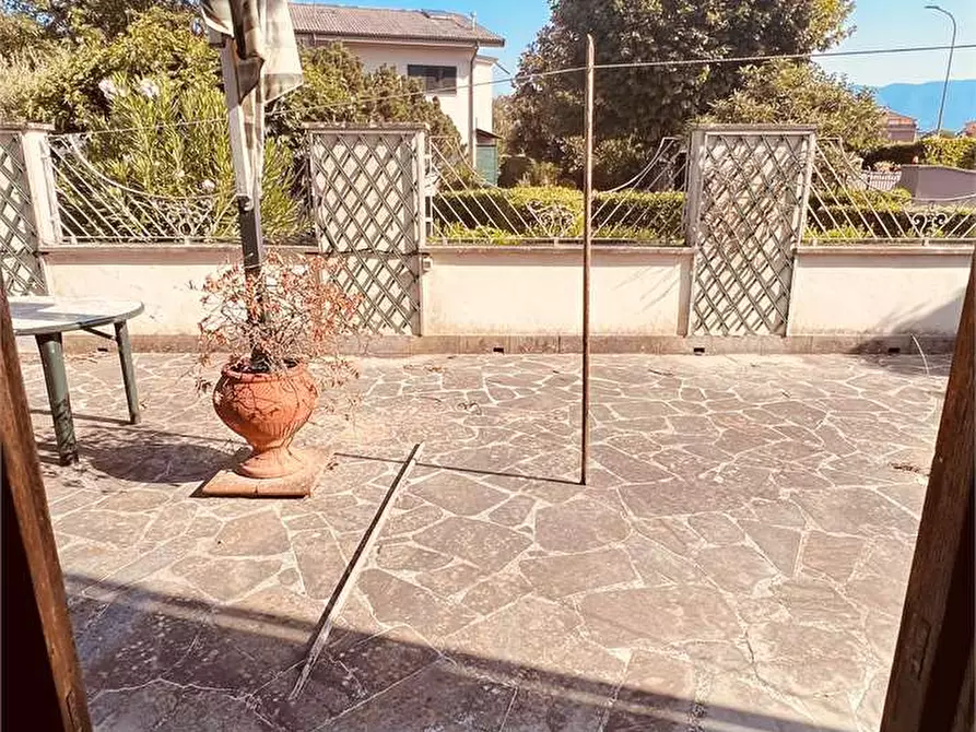 Immagine 28 di Villa in vendita  in San Marco a Lucca