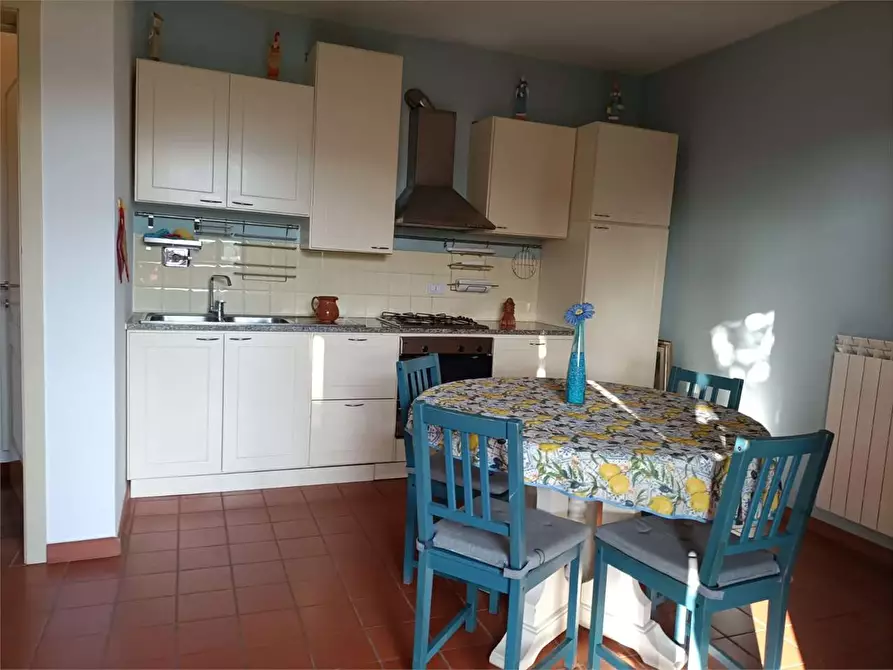 Immagine 3 di Casa bifamiliare in vendita  in piazza d'armi a Montecarlo