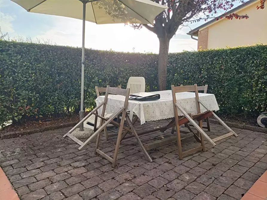 Immagine 4 di Casa bifamiliare in vendita  in piazza d'armi a Montecarlo